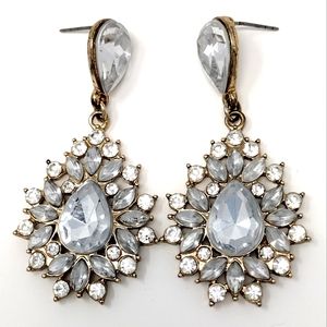 ✨4 for $20 Jewelry ✨ | H&M | Rhinestone Drop Earrings